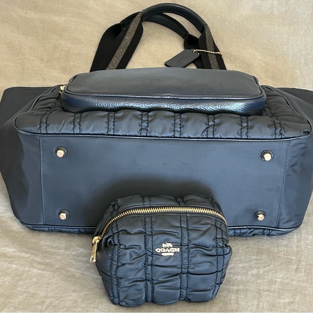 COACH 2 Piece Court Ruched Nylon w/Leather Trim Tote Bag & Boxy Pouch - Picture 6 of 13